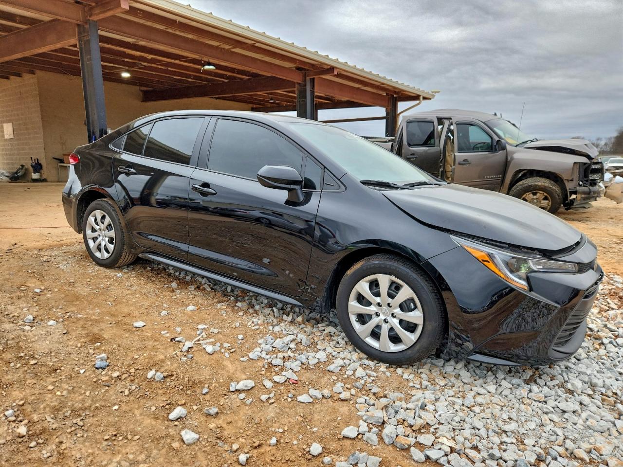 2025 TOYOTA COROLLA LE photo 10