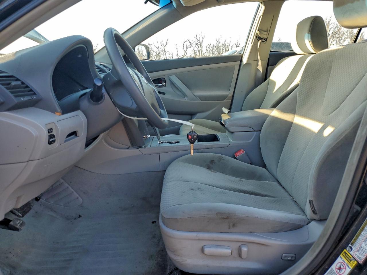 2009 TOYOTA CAMRY BASE photo 7