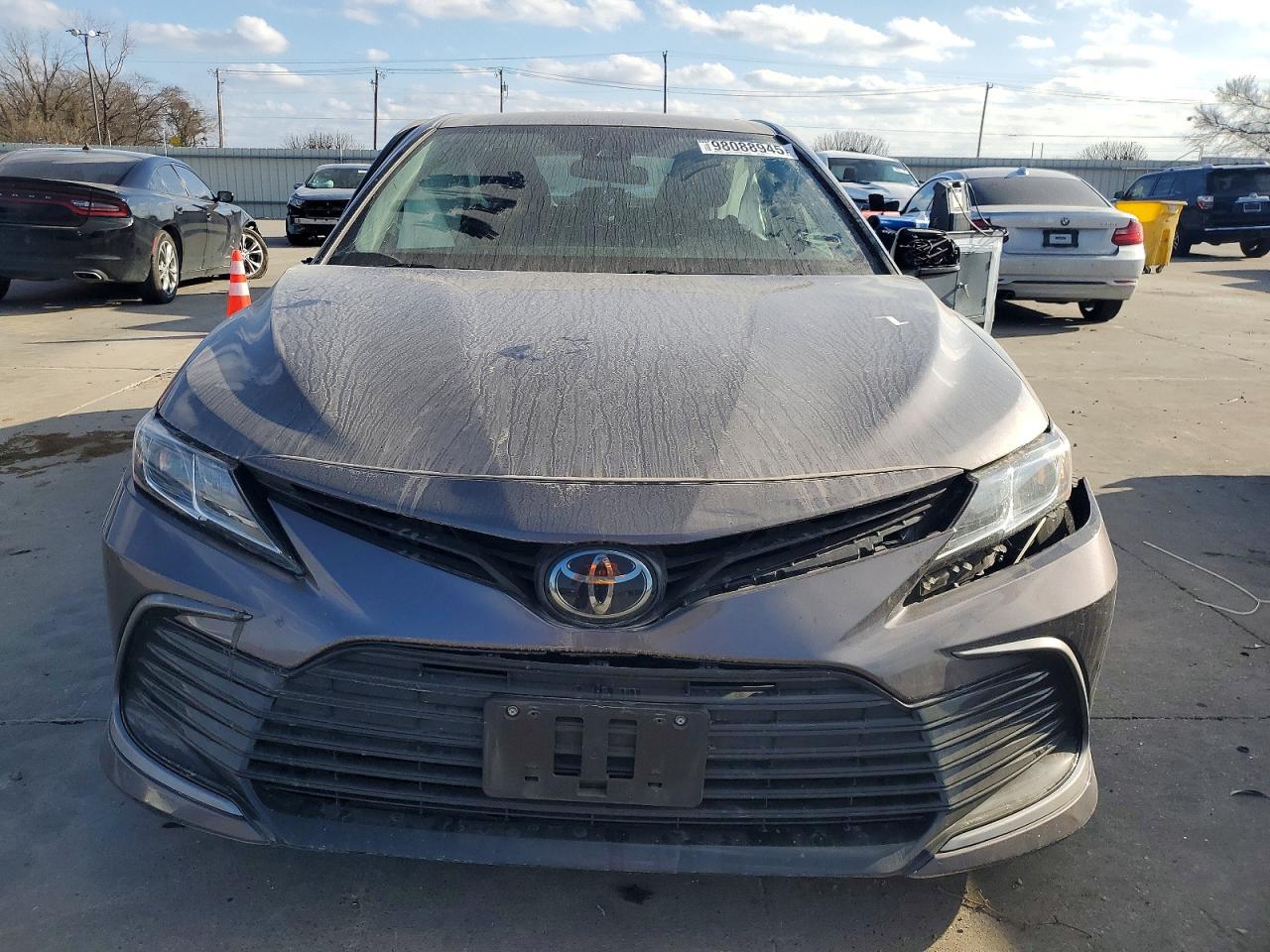 2024 TOYOTA CAMRY LE photo 5