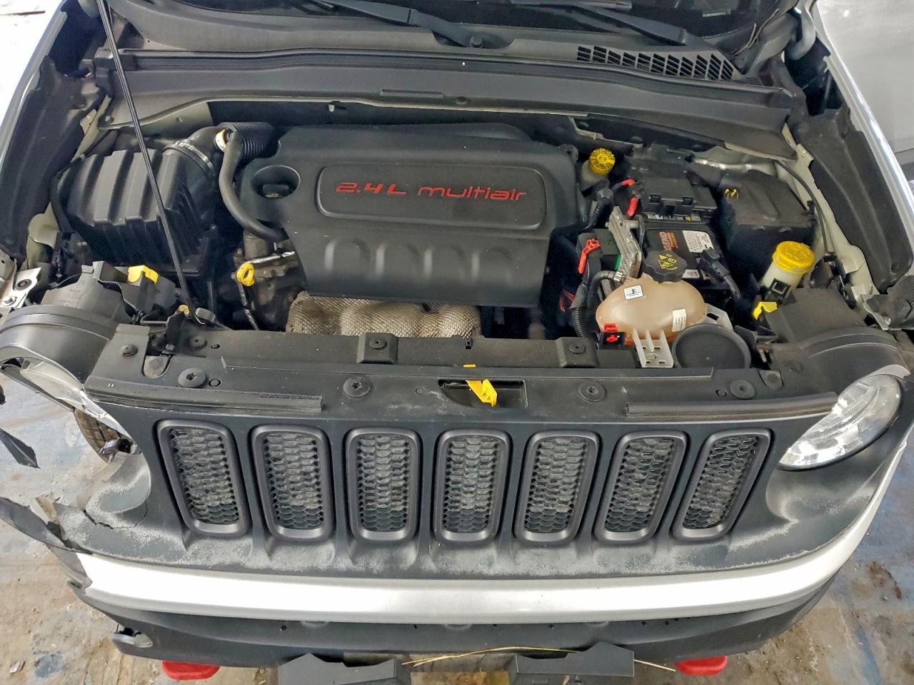 2017 JEEP RENEGADE TRAILHAWK photo 12
