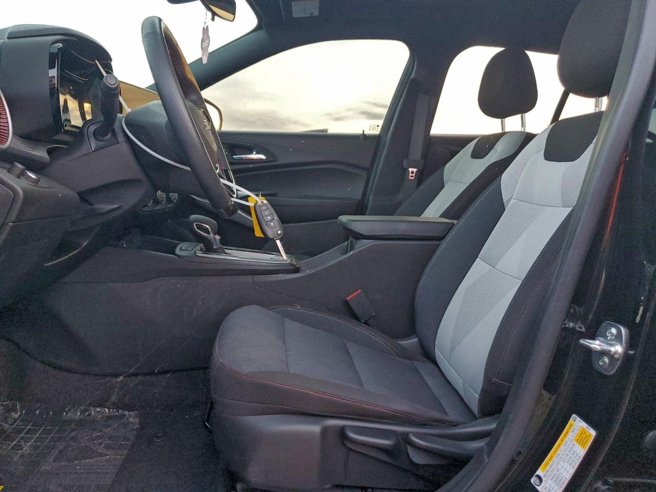 2025 CHEVROLET TRAX 1RS photo 7