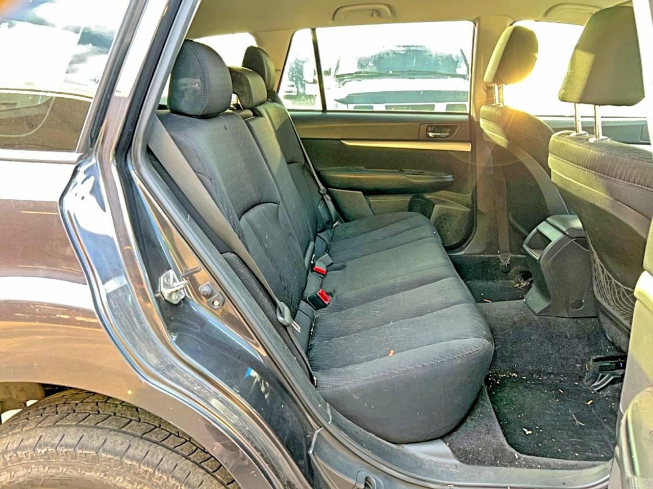 2010 SUBARU OUTBACK 2.5I photo 16