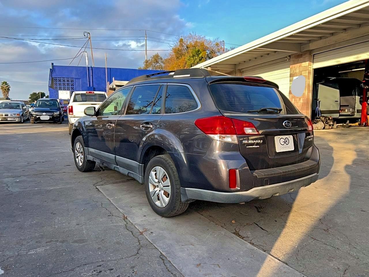 2010 SUBARU OUTBACK 2.5I photo 7
