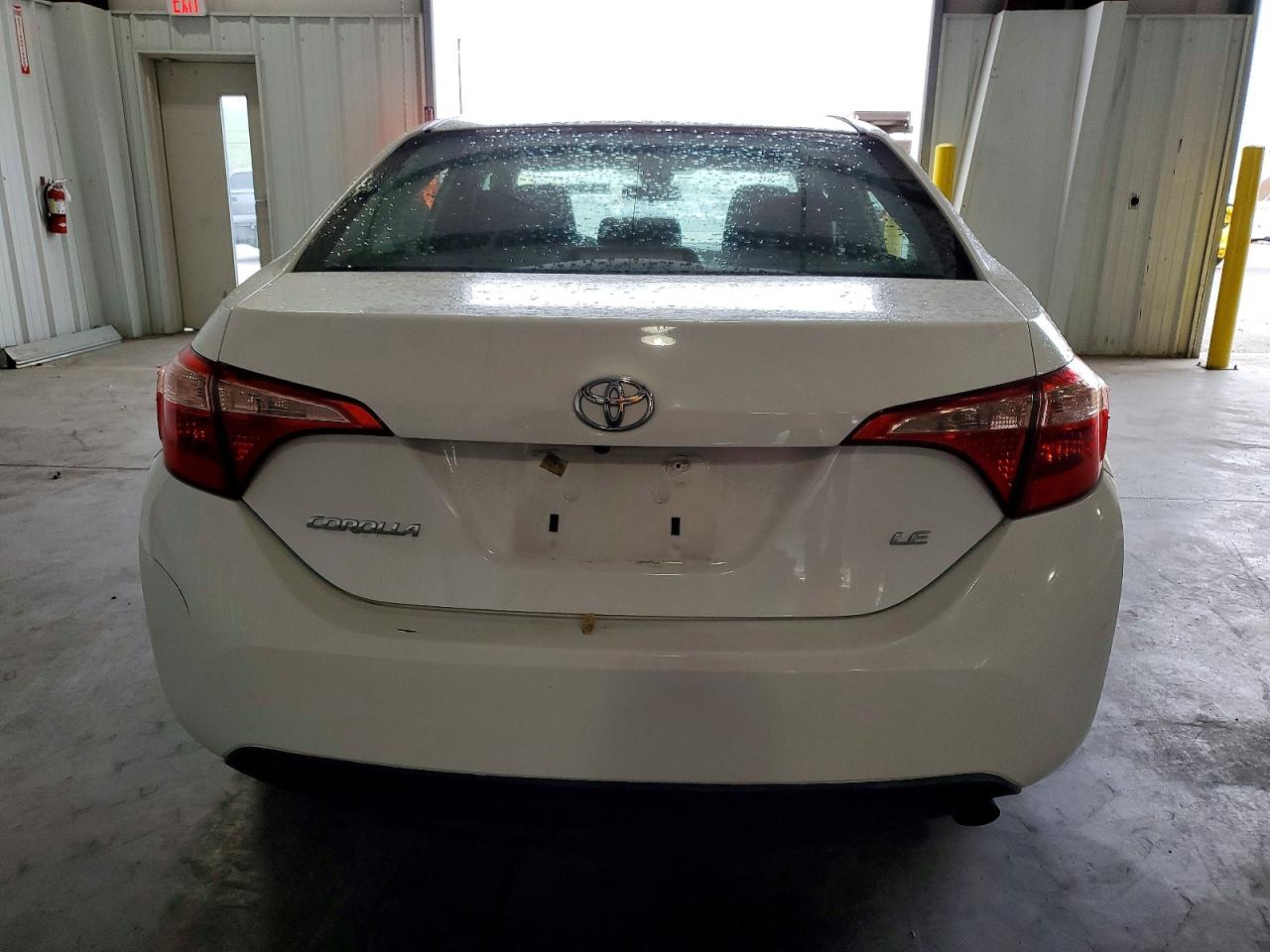 2018 TOYOTA COROLLA L photo 6