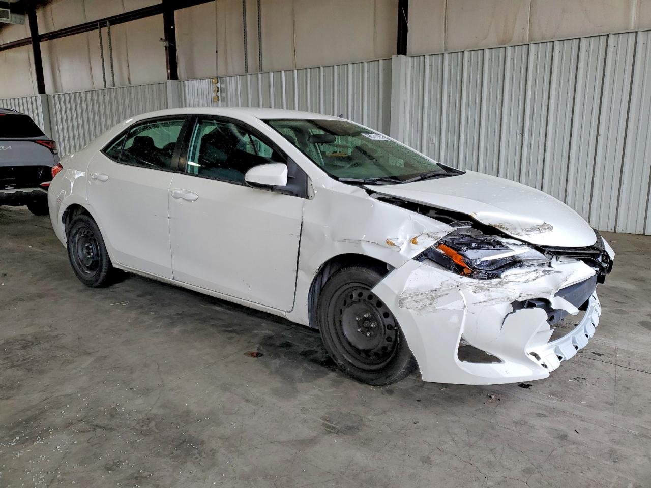 2018 TOYOTA COROLLA L photo 4