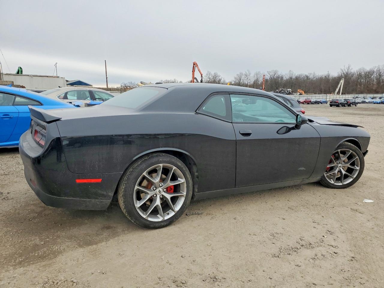 2023 DODGE CHALLENGER GT photo 3