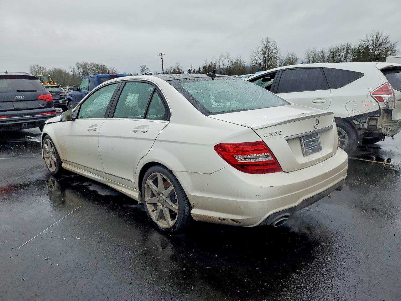 2013 MERCEDES-BENZ C 300 4MATIC photo 2