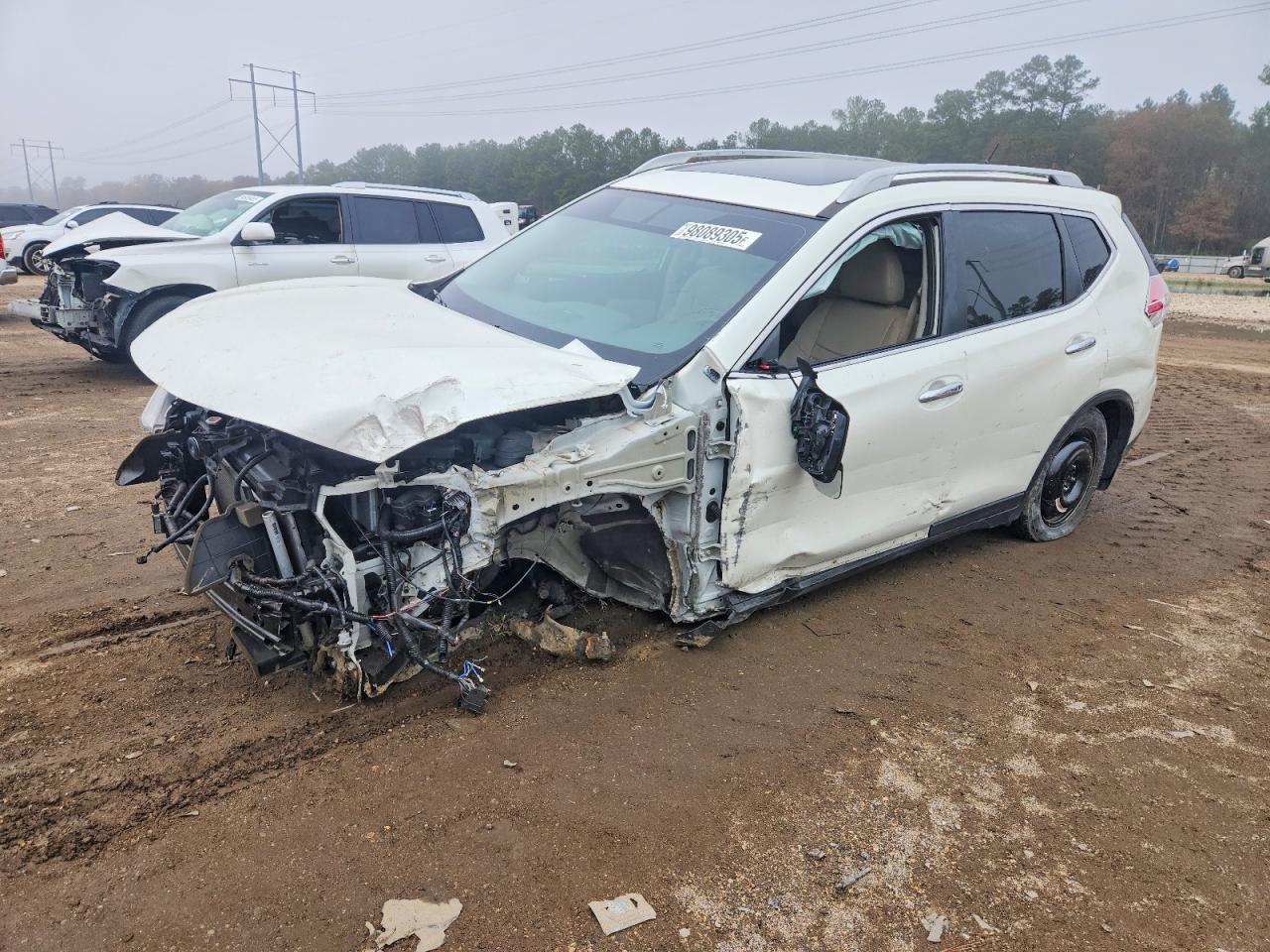 2016 NISSAN ROGUE