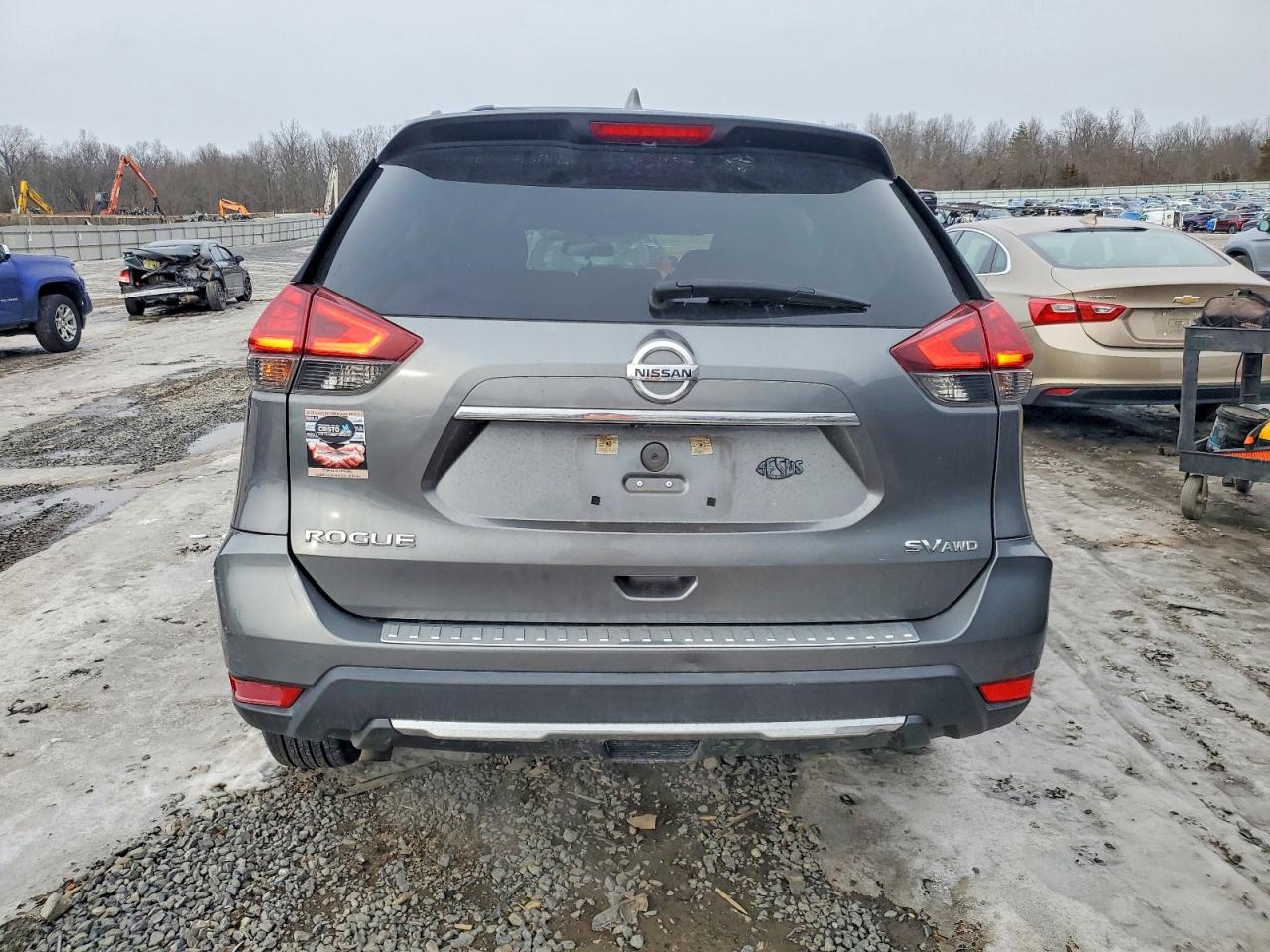 2017 NISSAN ROGUE SV photo 16