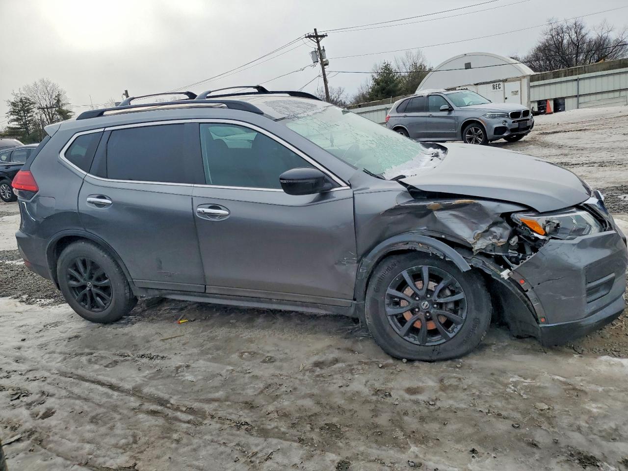 2017 NISSAN ROGUE SV photo 10