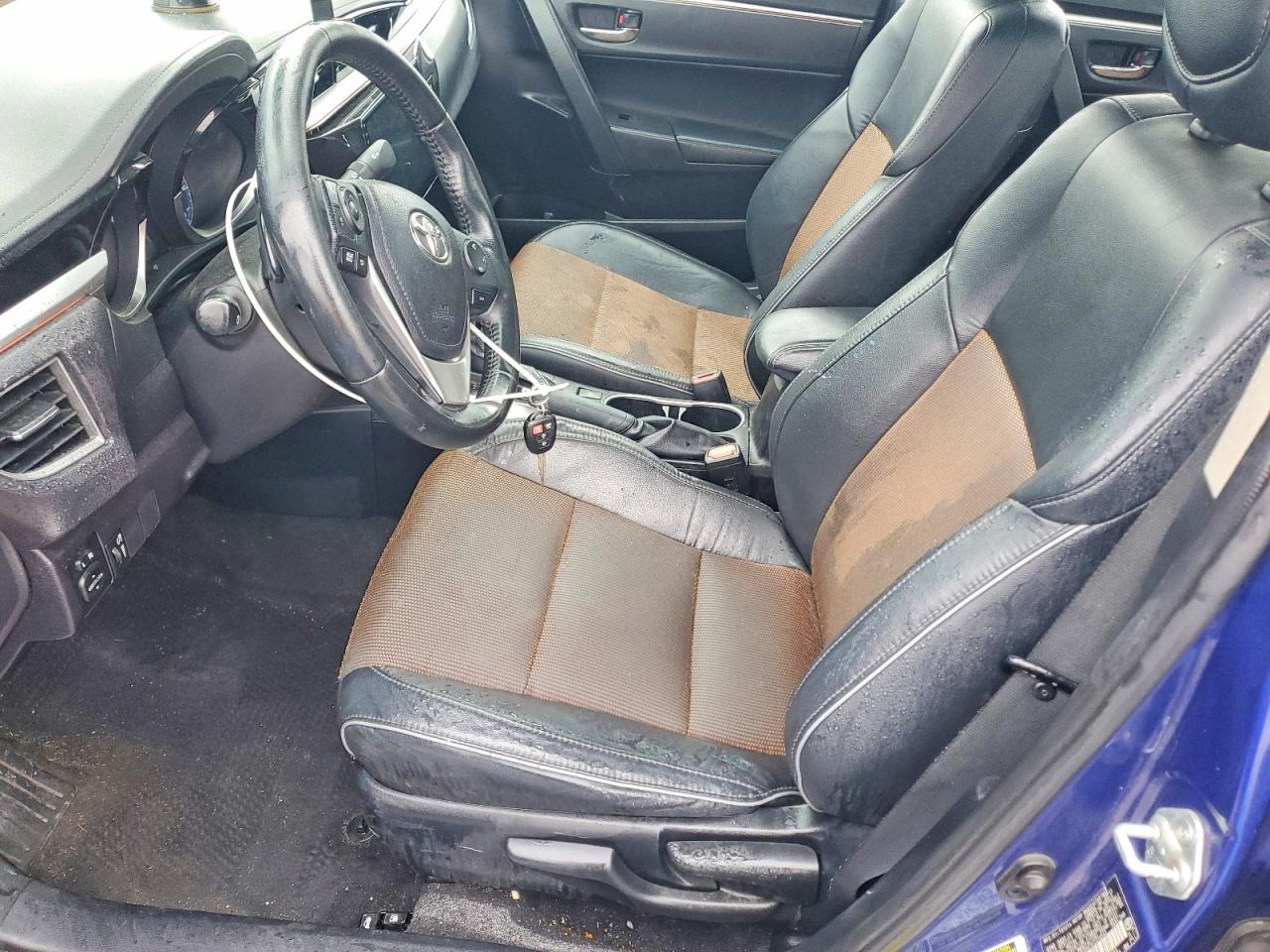 2014 TOYOTA COROLLA L photo 7