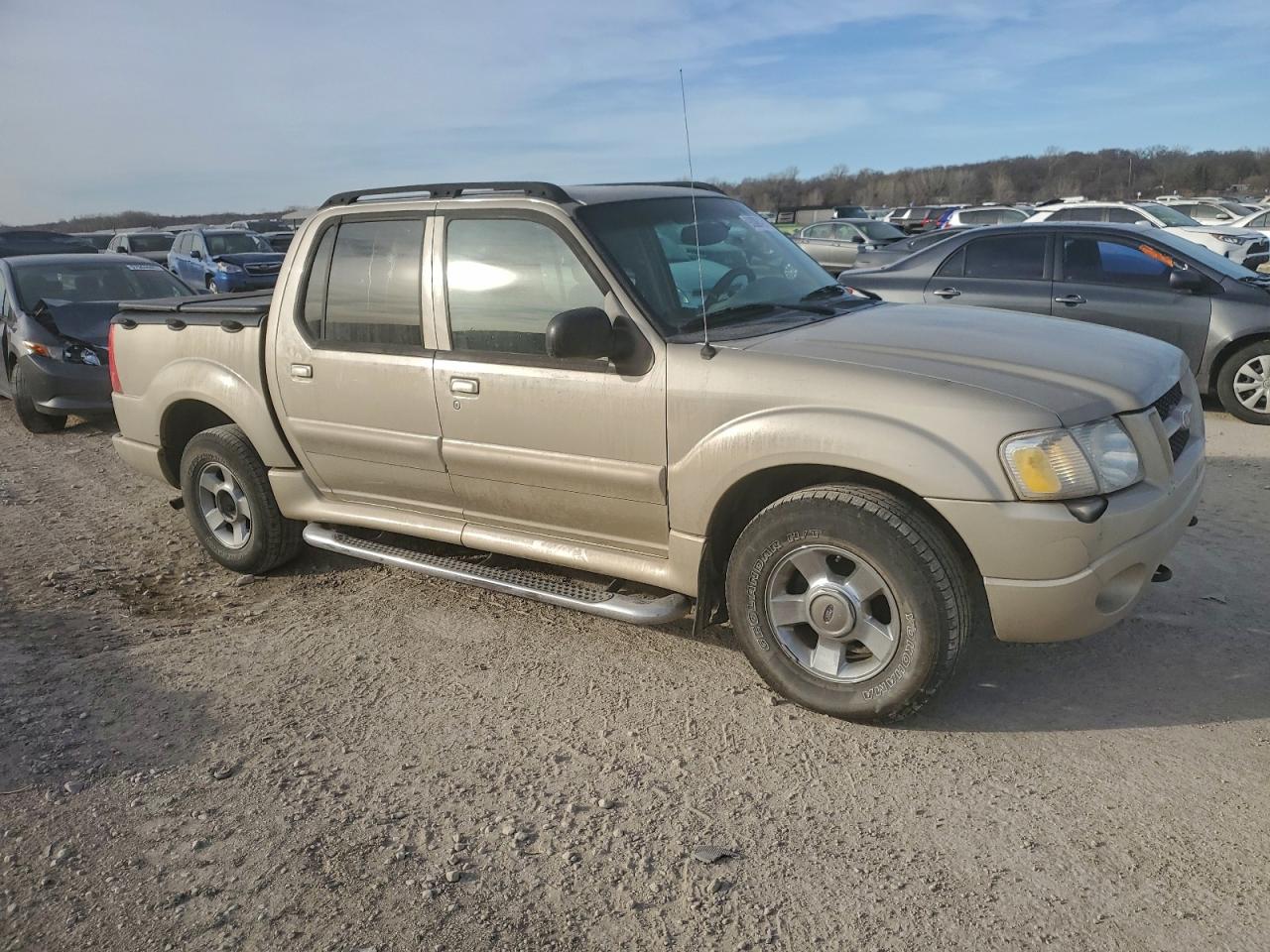 2004 FORD EXPLORER SPORT TRAC photo 4