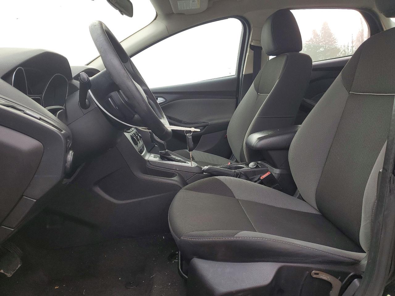 2014 FORD FOCUS SE photo 7