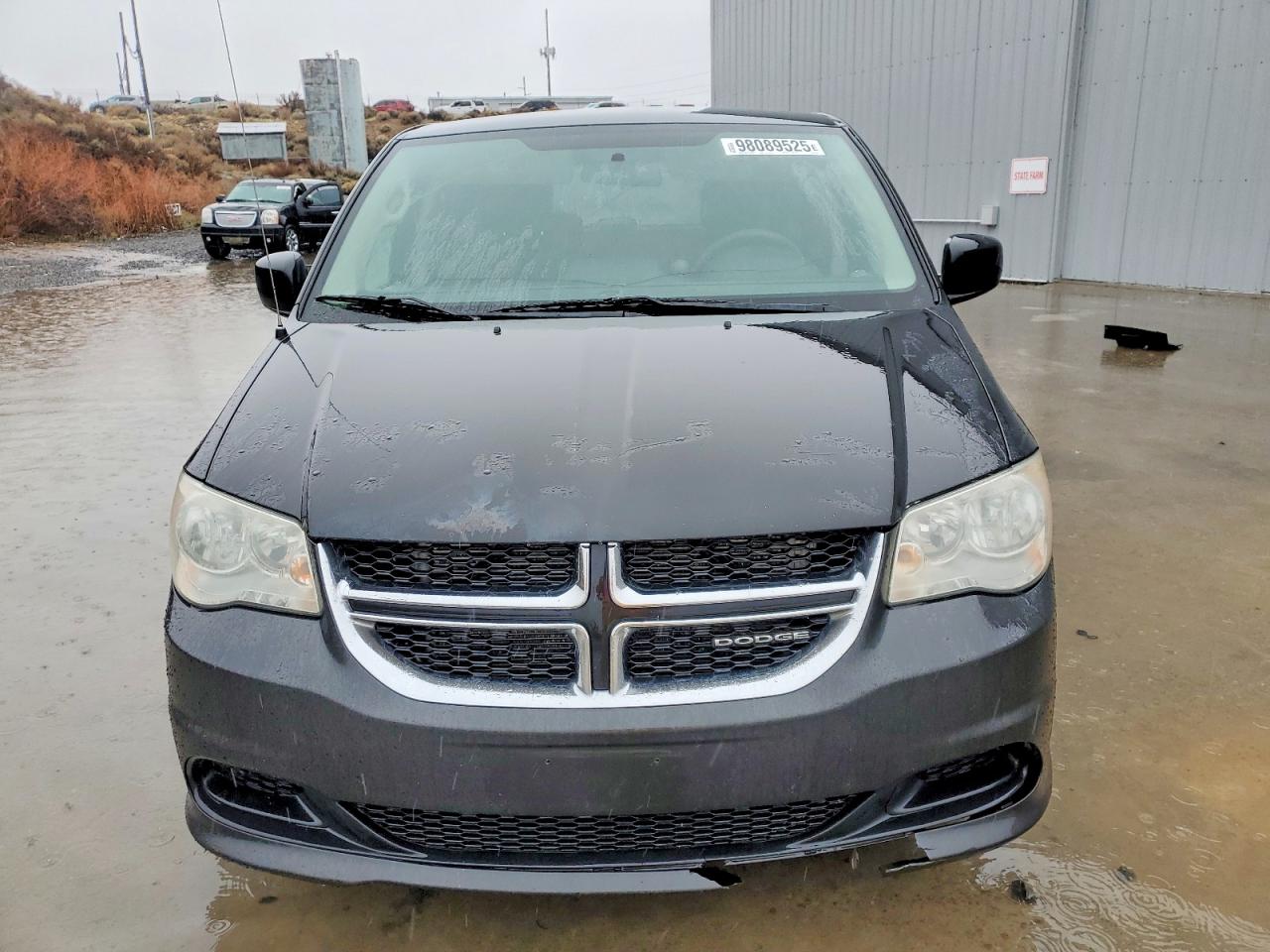 2011 DODGE GRAND CARAVAN MAINSTREET photo 5