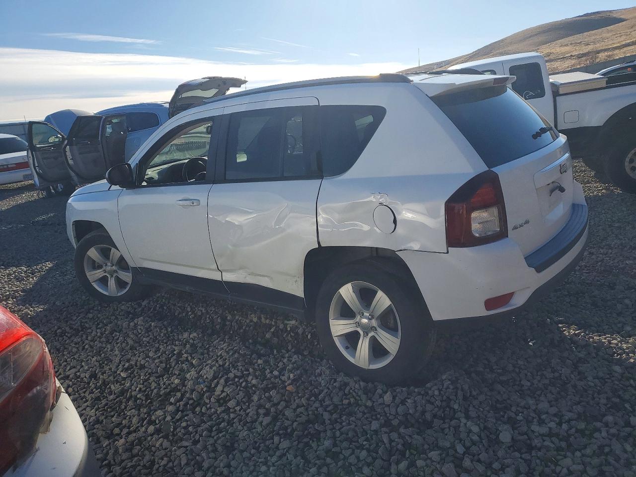 2016 JEEP COMPASS SPORT photo 2
