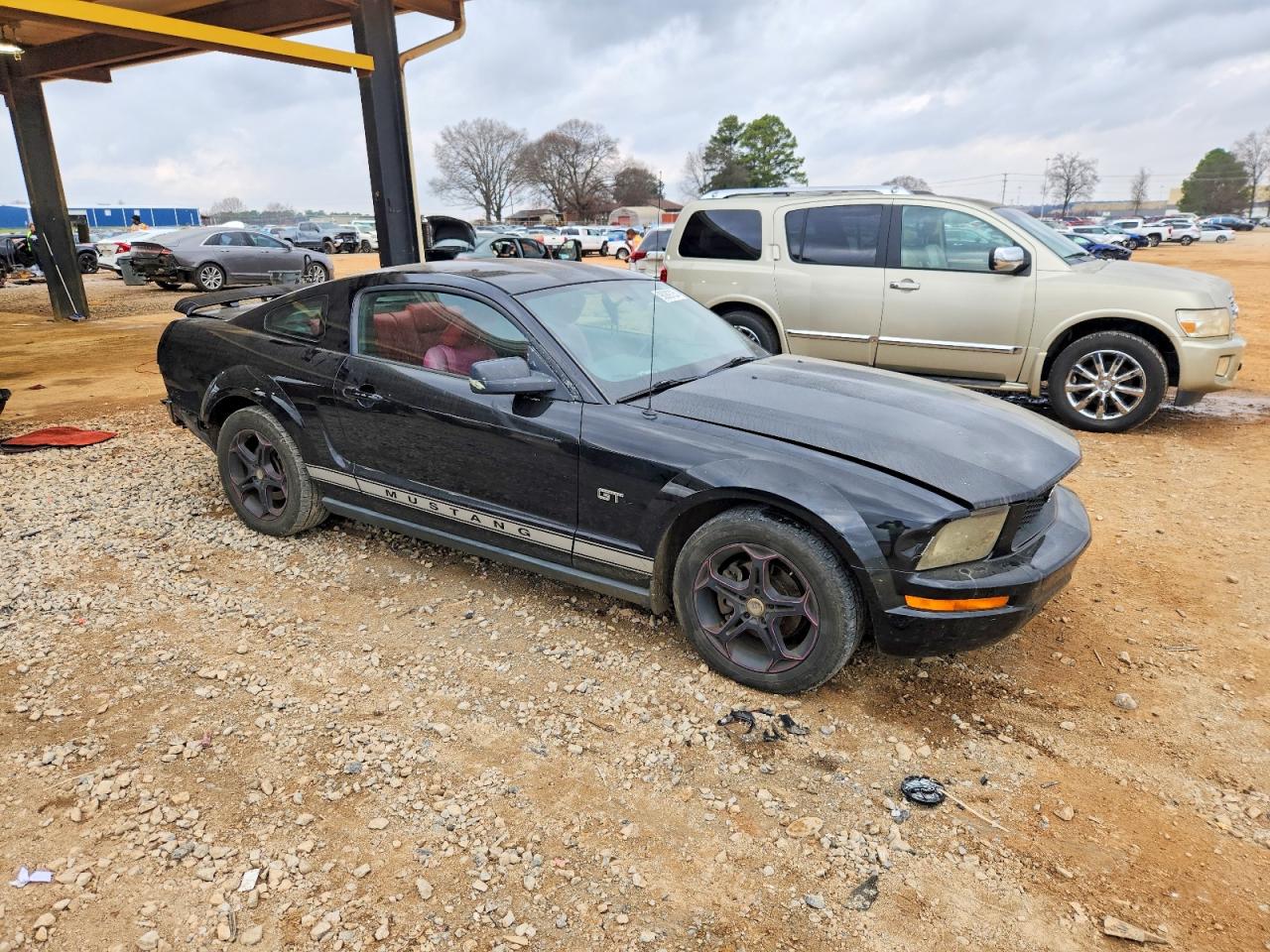 2005 FORD MUSTANG photo 4