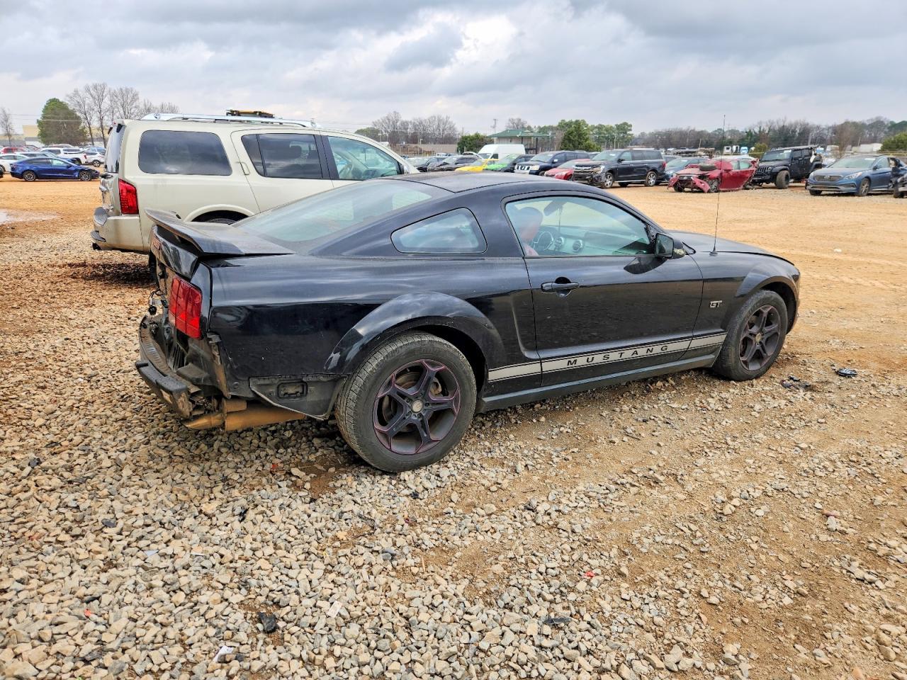 2005 FORD MUSTANG photo 3