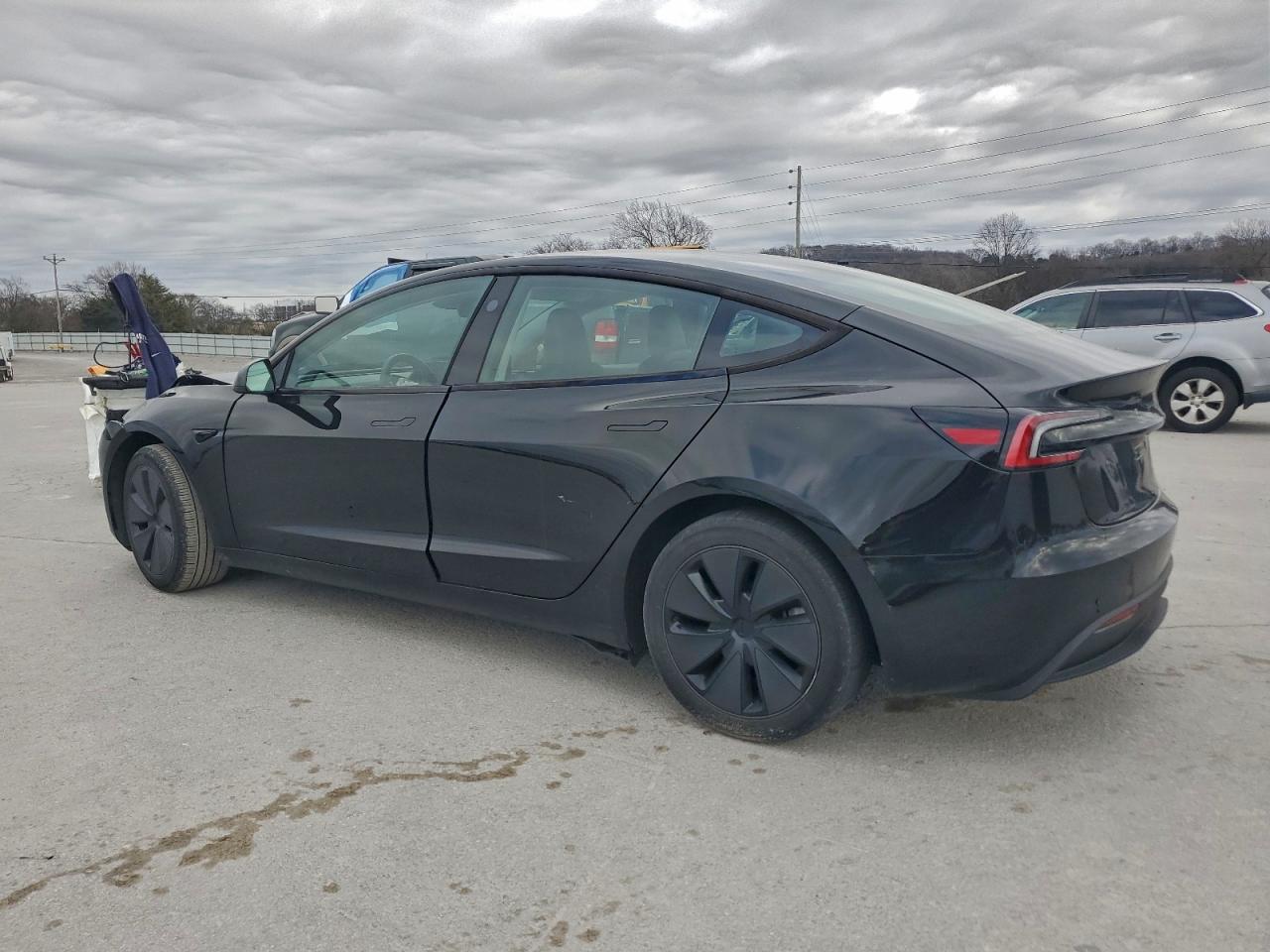 2024 TESLA MODEL 3 photo 2