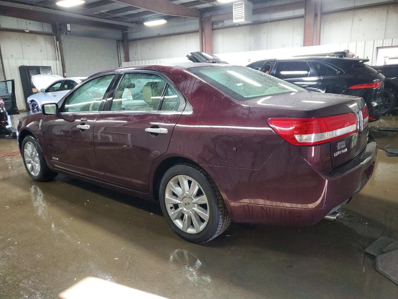 2012 LINCOLN MKZ HYBRID photo 2