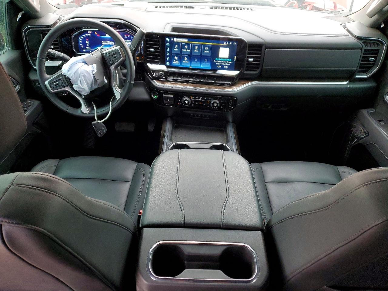 2025 CHEVROLET SILVERADO K3500 LT photo 8