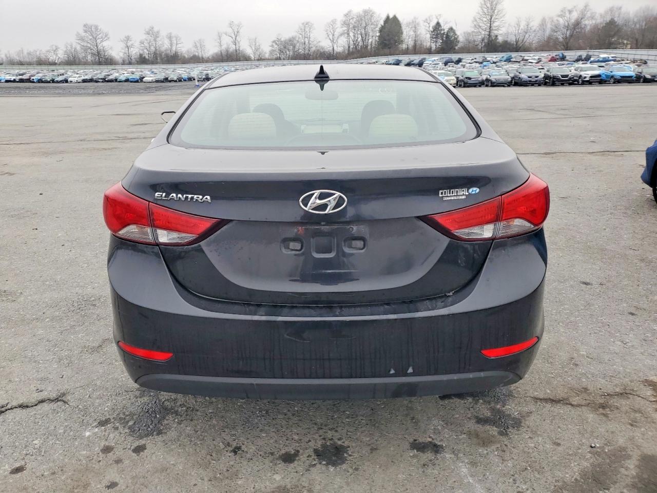 2016 HYUNDAI ELANTRA SE photo 6