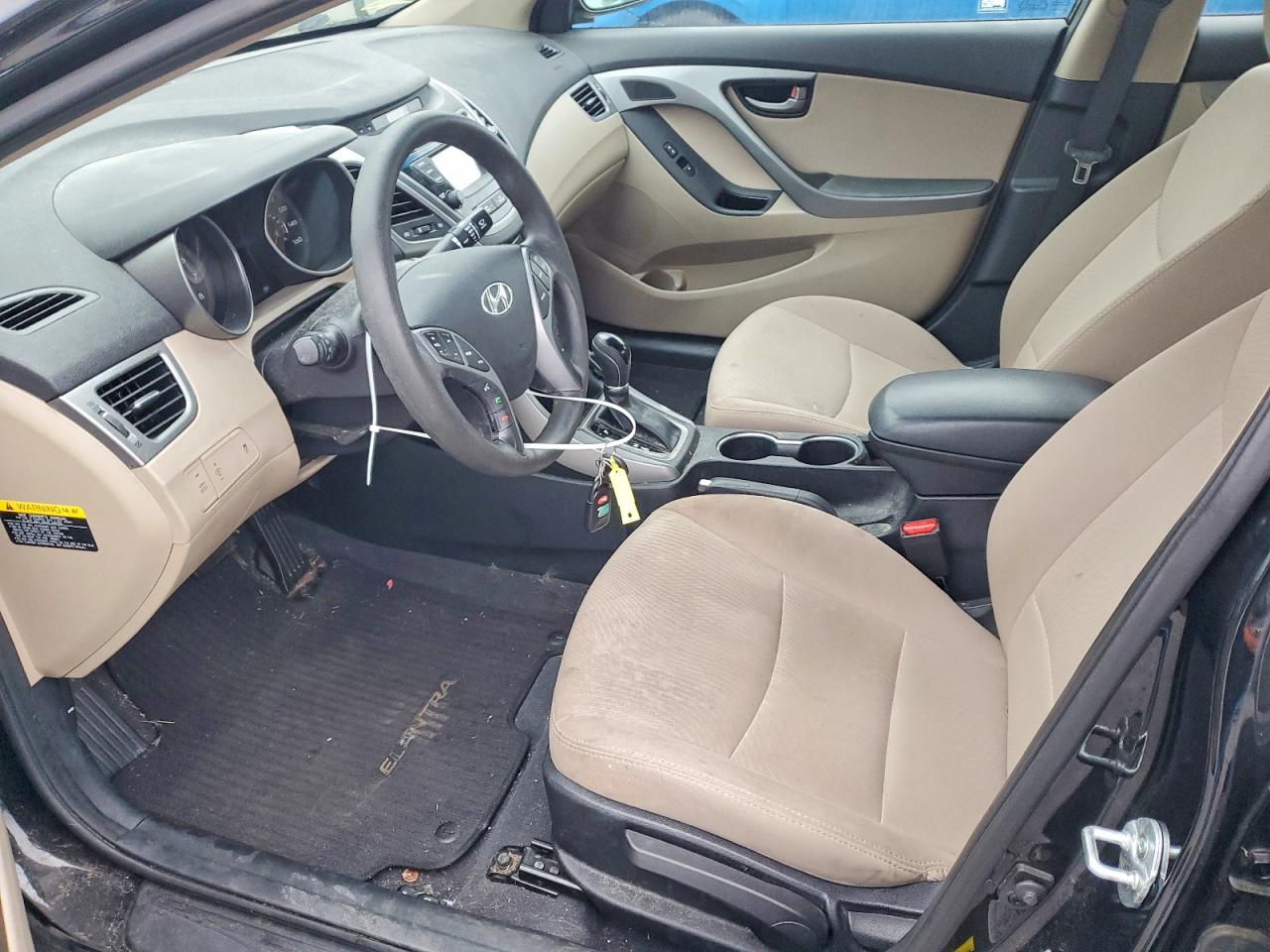 2016 HYUNDAI ELANTRA SE photo 7