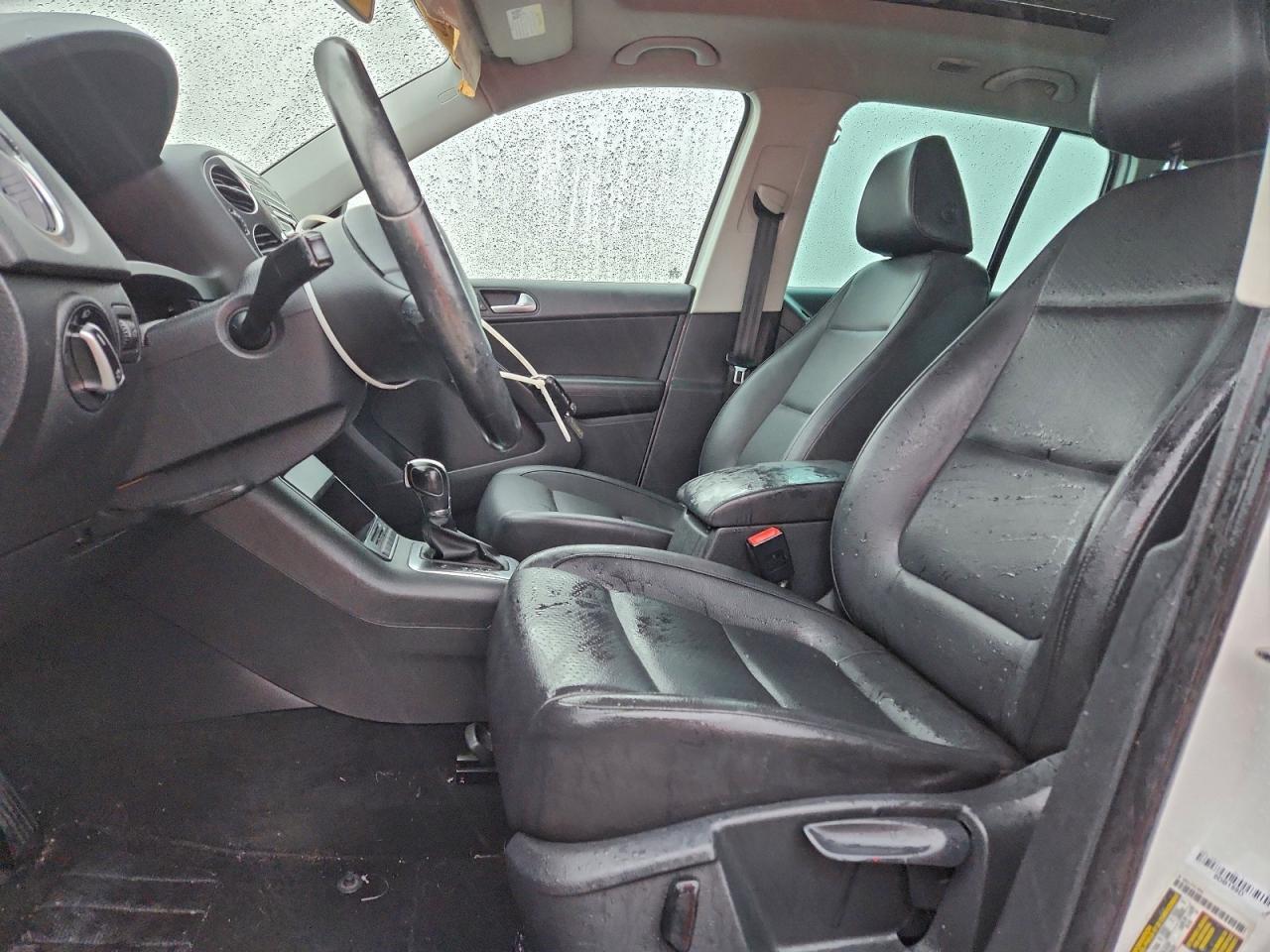 2013 VOLKSWAGEN TIGUAN S photo 7