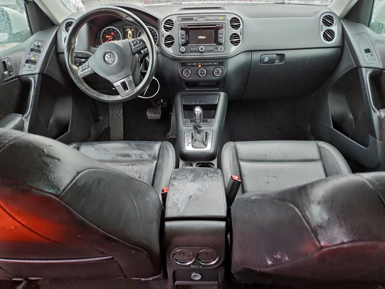 2013 VOLKSWAGEN TIGUAN S photo 8