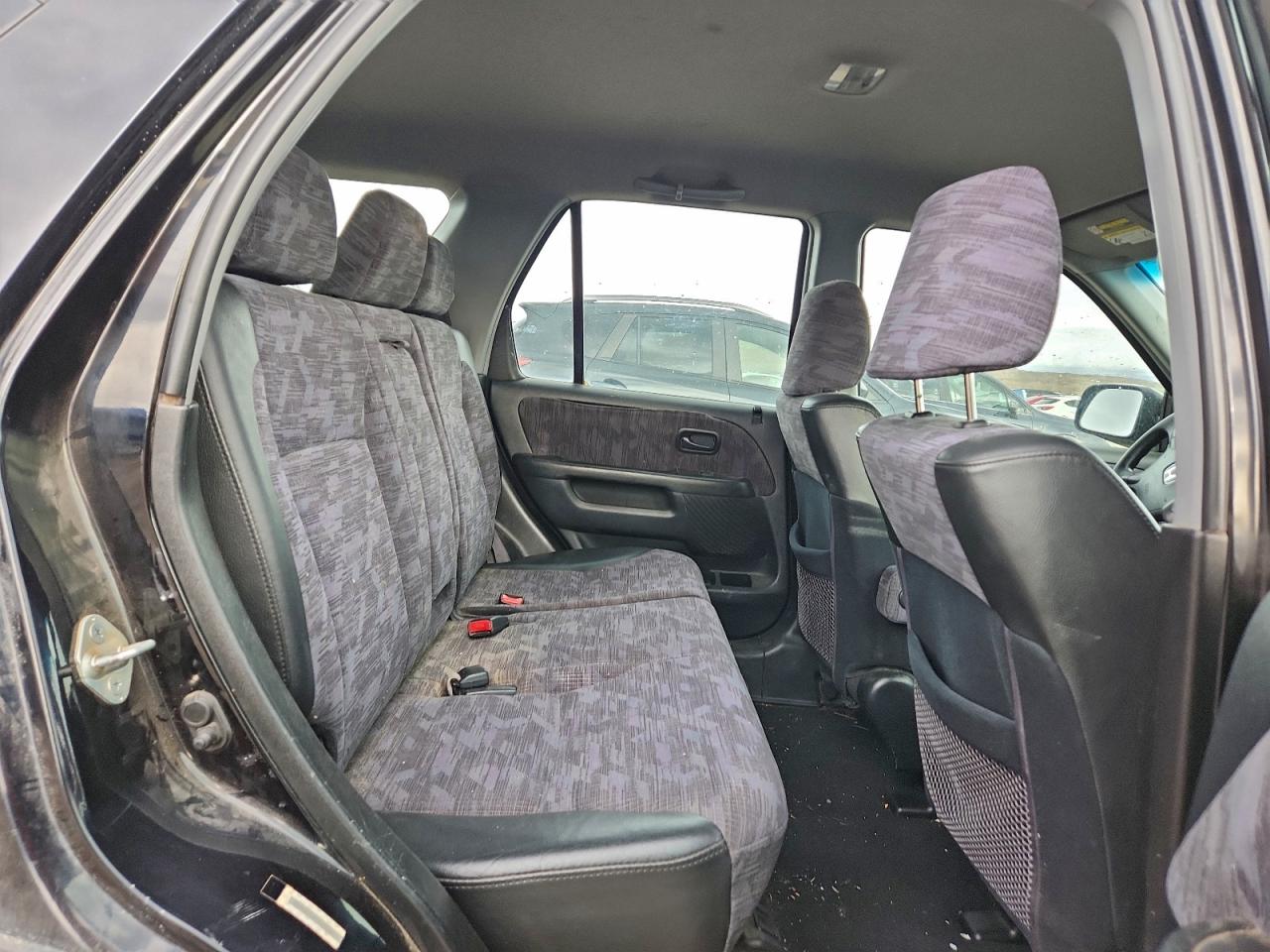 2004 HONDA CR-V LX photo 10