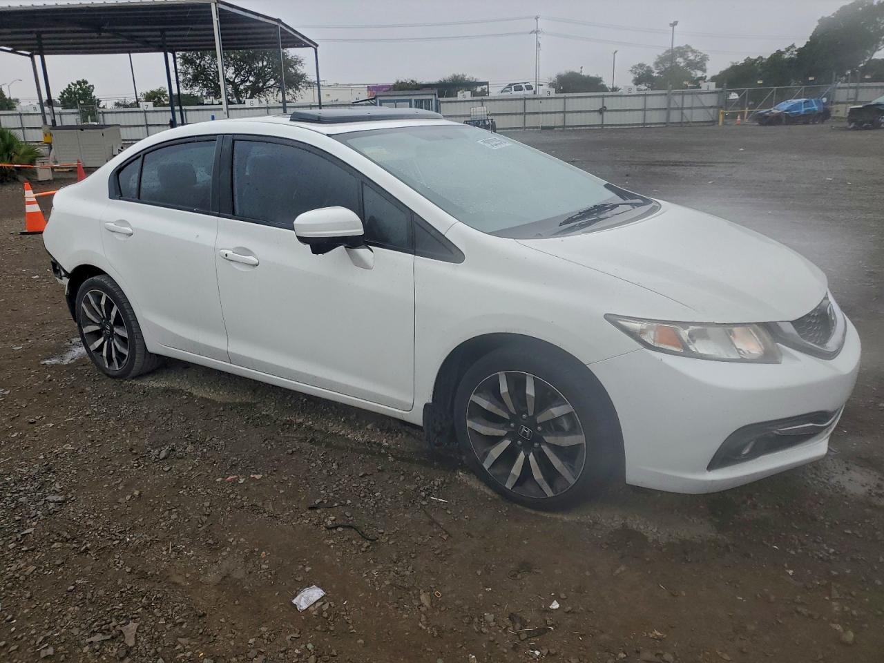 2015 HONDA CIVIC EXL photo 4
