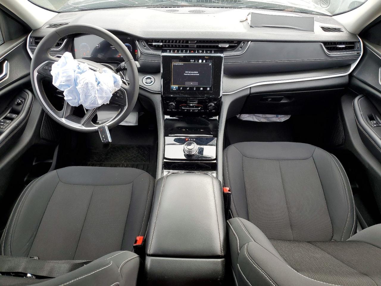 2023 JEEP GRAND CHEROKEE L LAREDO photo 8