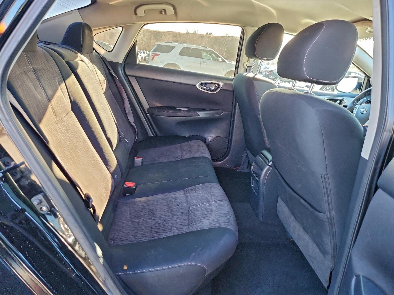 2014 NISSAN SENTRA S photo 10