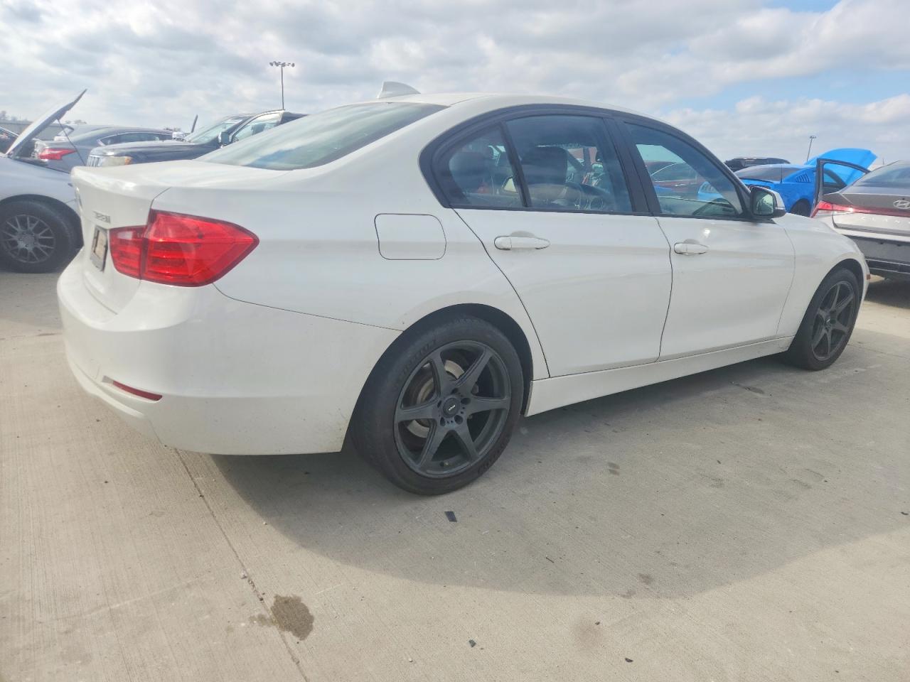2015 BMW 328 XI photo 3