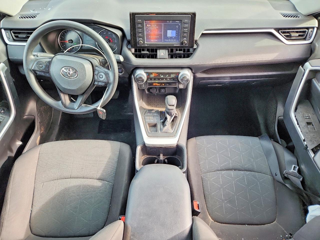 2022 TOYOTA RAV4 XLE photo 8