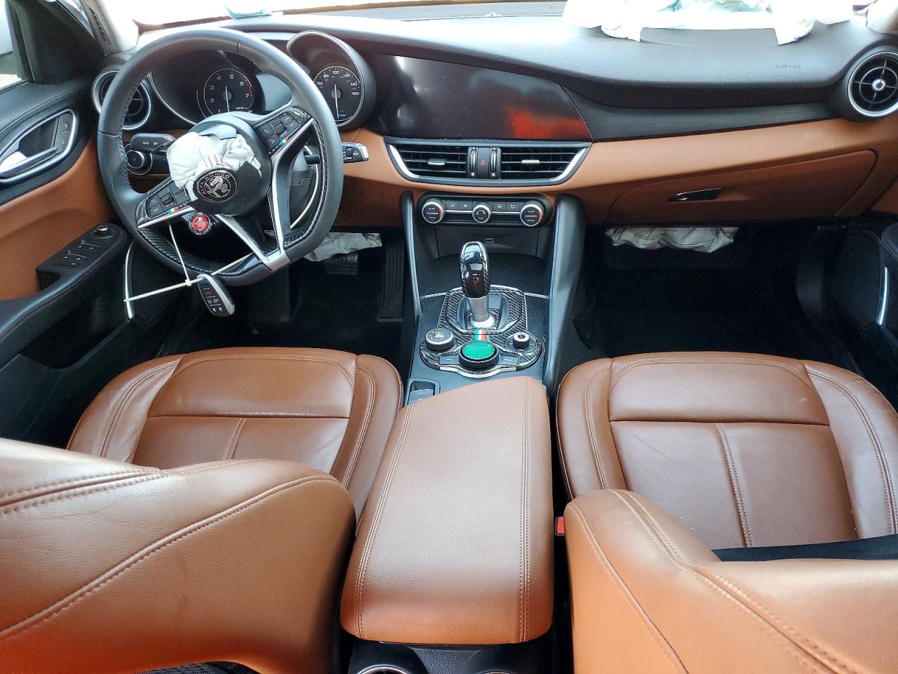 2018 ALFA ROMEO GIULIA Q4 photo 8