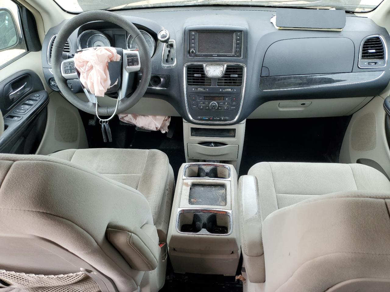 2012 CHRYSLER TOWN & COUNTRY TOURING photo 8