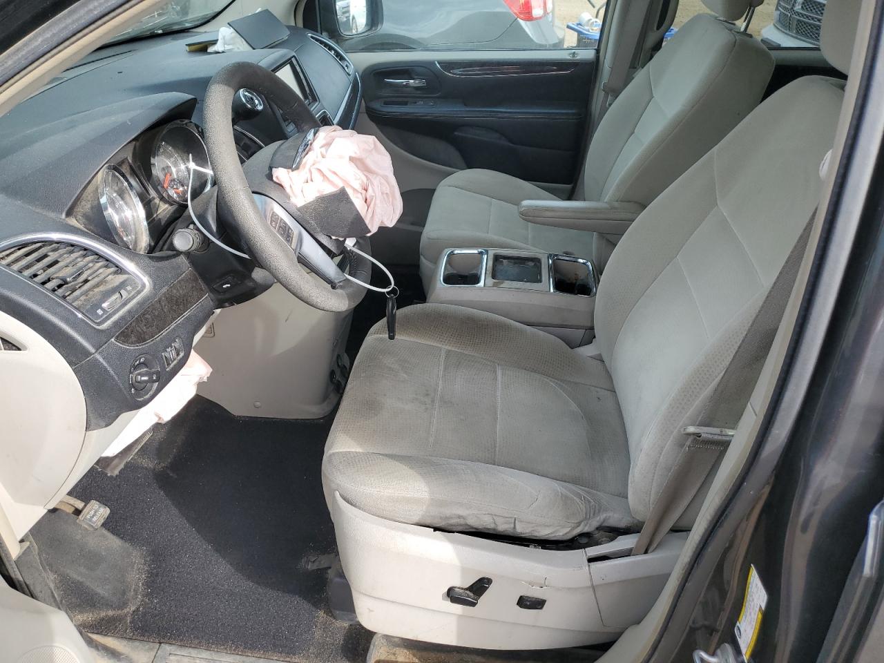 2012 CHRYSLER TOWN & COUNTRY TOURING photo 7
