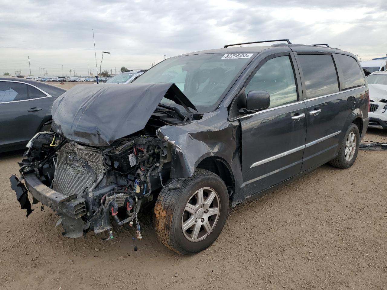 2012 CHRYSLER TOWN & COUNTRY