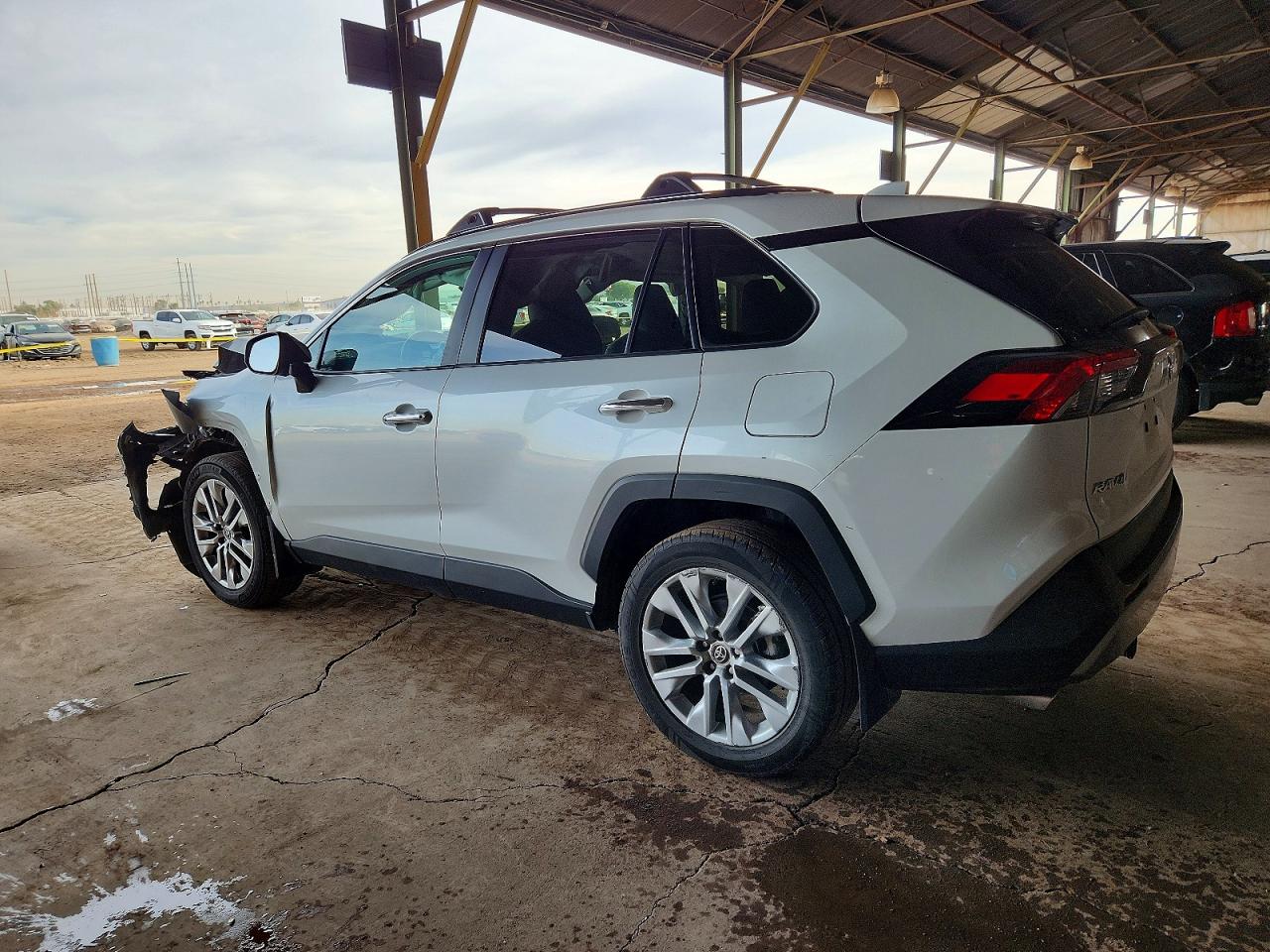 2024 TOYOTA RAV4 LIMITED photo 2