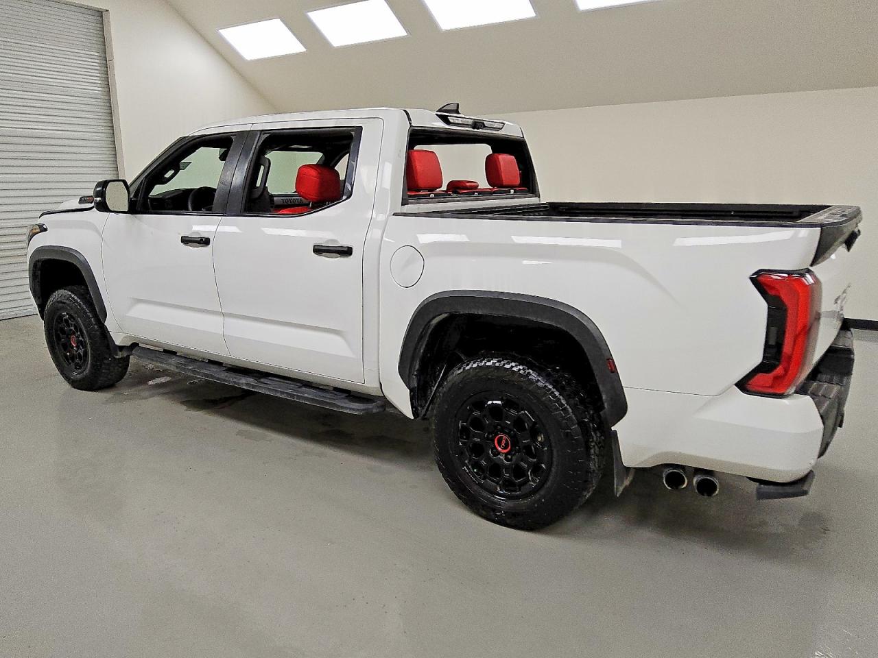 2024 TOYOTA TUNDRA CREWMAX LIMITED photo 2