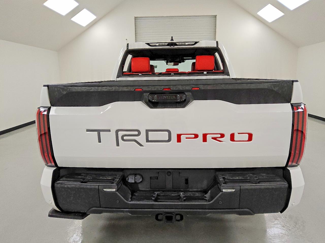2024 TOYOTA TUNDRA CREWMAX LIMITED photo 6