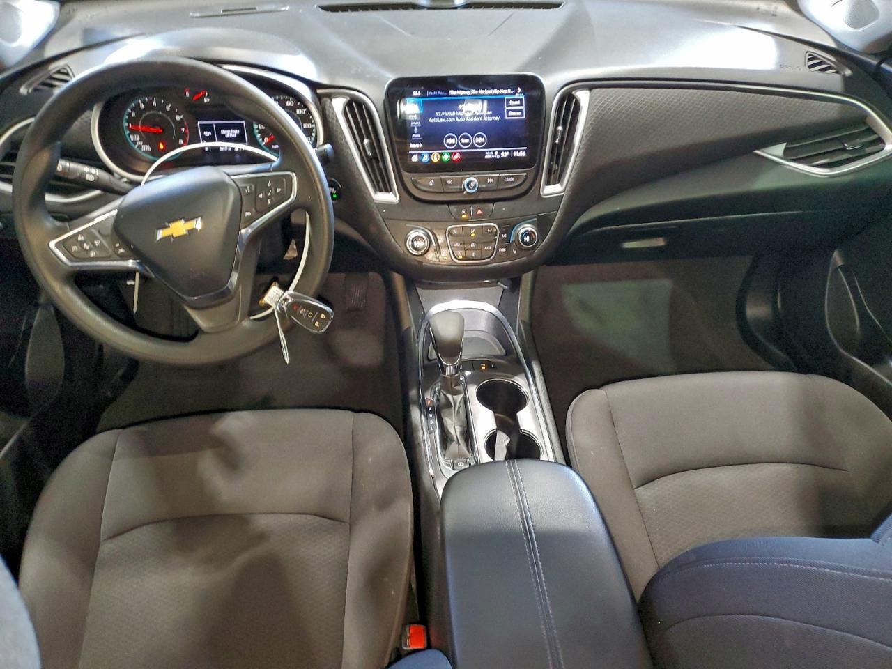 2023 CHEVROLET MALIBU LT photo 8