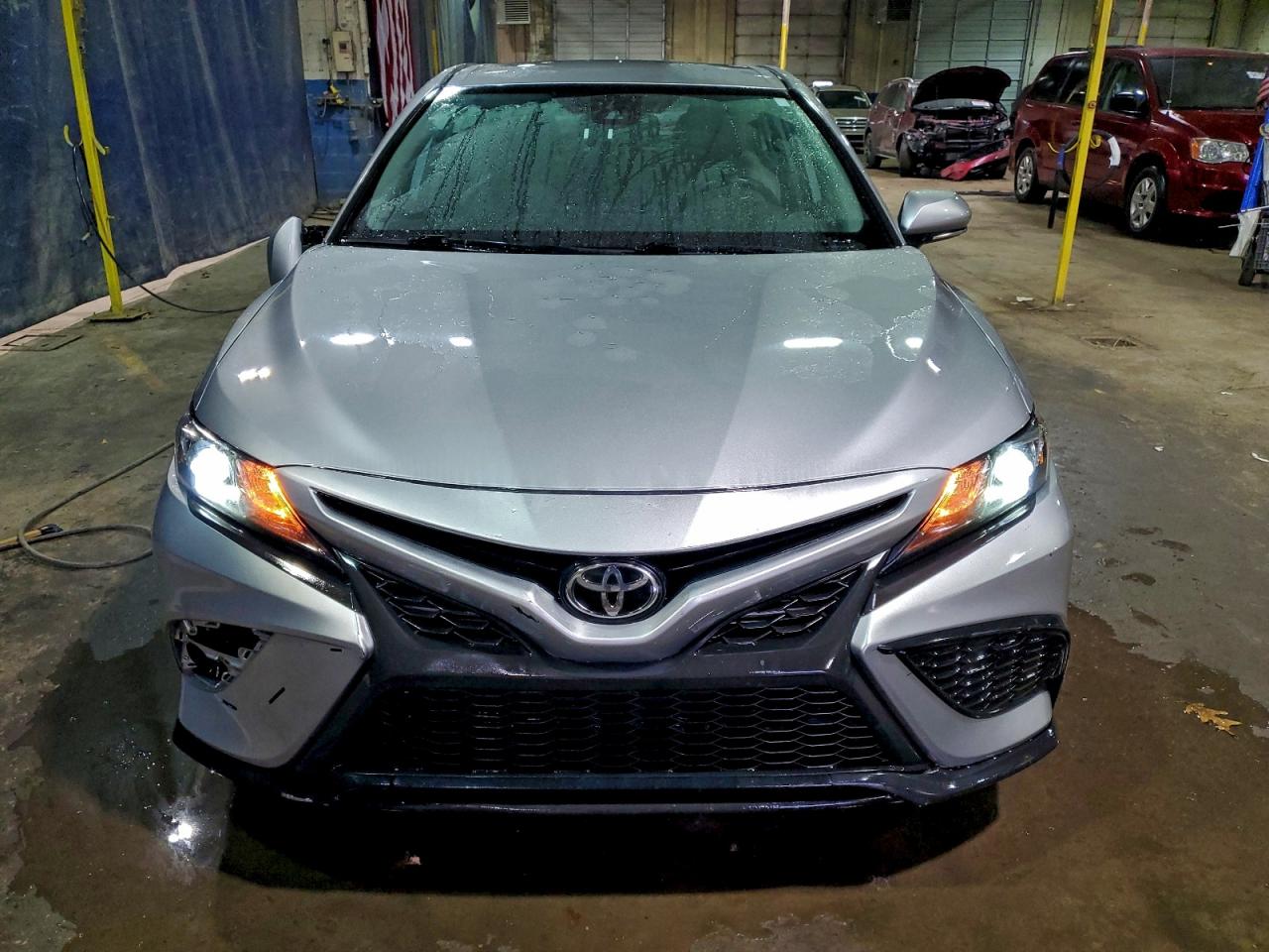 2021 TOYOTA CAMRY SE photo 5