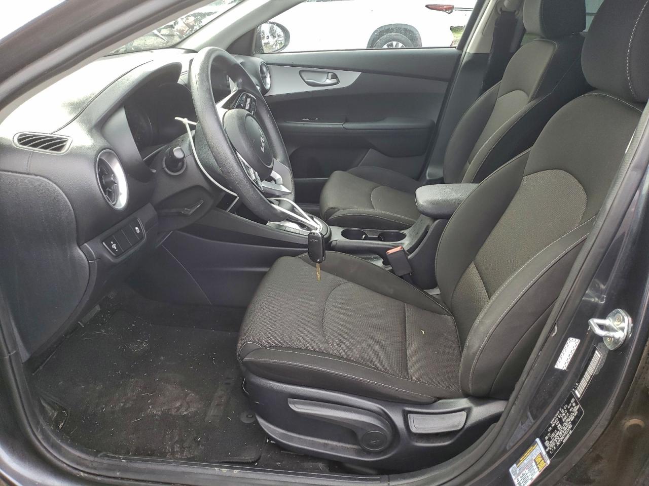 2023 KIA FORTE LXS photo 7