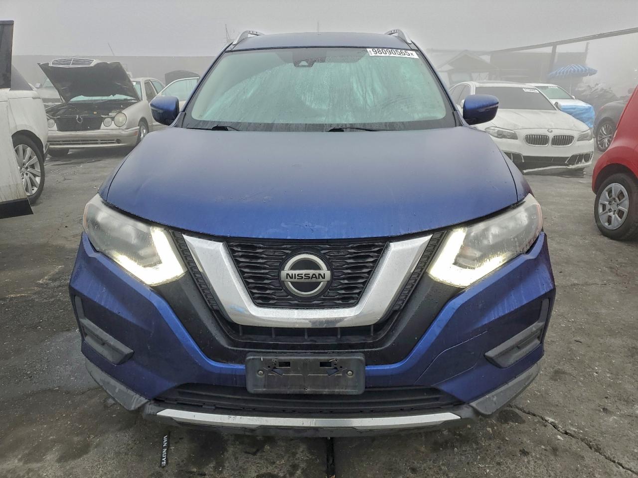 2019 NISSAN ROGUE S photo 9