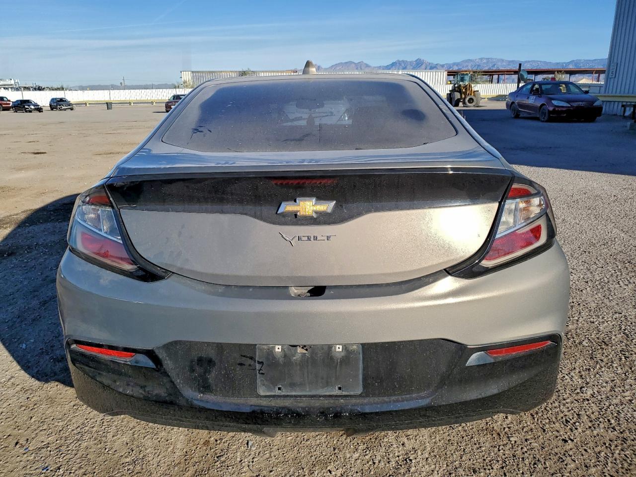 2017 CHEVROLET VOLT LT photo 6