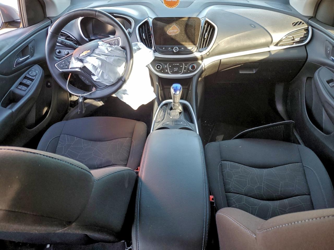 2017 CHEVROLET VOLT LT photo 8
