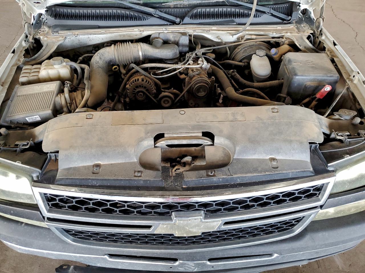 2006 CHEVROLET SILVERADO C1500 photo 11