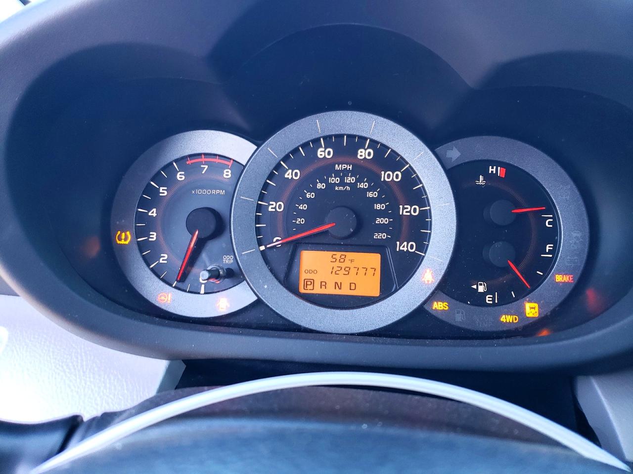 2010 TOYOTA RAV4 LIMITED photo 9