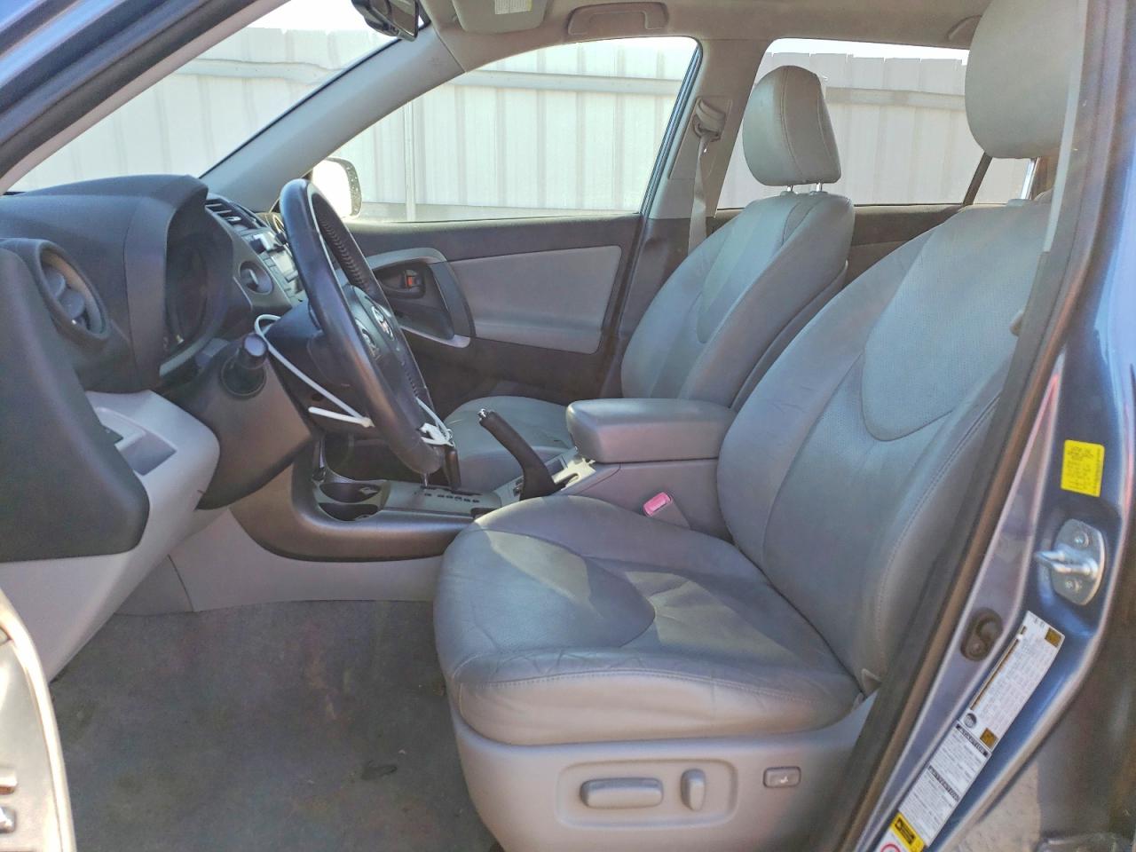 2010 TOYOTA RAV4 LIMITED photo 7